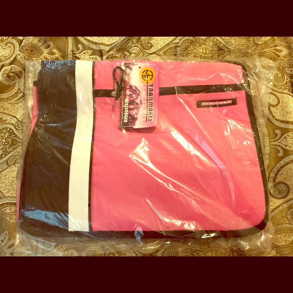 Book/School/Computer bag - Picture 1 of 3